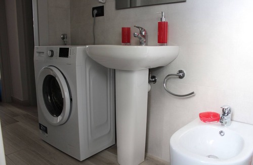 Somma Lombardo Apartment | appartment near Malpensa Airport, double bed and double sofa, bathroom, kitchen