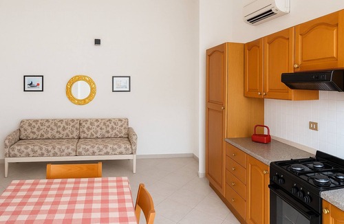 Le Castella Apartment | Appatamenti ABR Corso - Apartment with Balcony