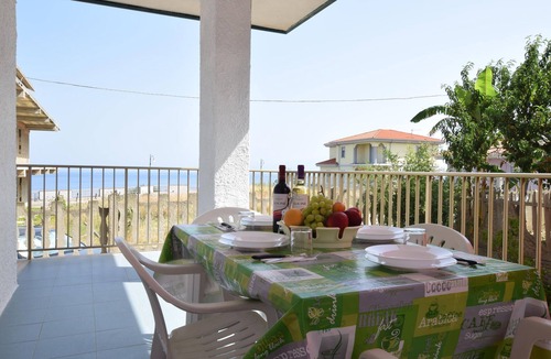 Briatico Apartment | Appealing vacation apartment for a relaxing vacation.