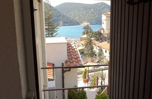 Costa d'Argento Apartment | Apt. Cala Monella - Villa Manzoni