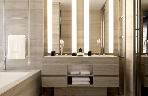 Borgonuovo Hotel | Armani Hotel Milano