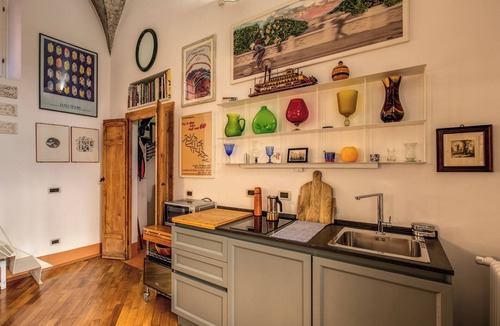 Rione V Ponte Apartment | Art Suite Monserrato