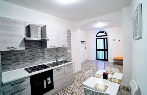 Vietri sul Mare Apartment | ARTEMIS HOUSE