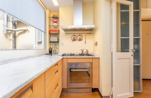 Rione VIII Sant'Eustachio Apartment | Artistic 3-BDR Gem: Steps from Pantheon & Piazza Navona