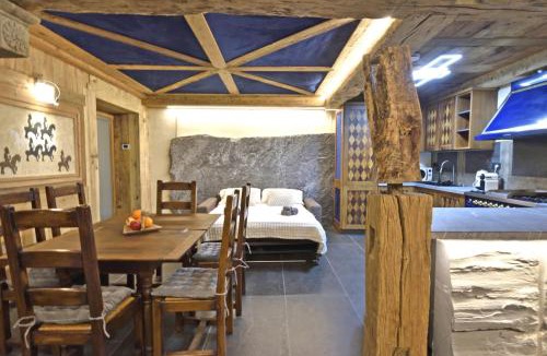 Saint-Christophe Apartment | ArtiStone - "Ancient Lodge"