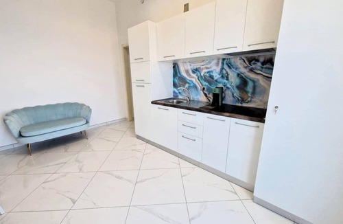 Pizzo House | At 211 Rooms Guest House - Room No. 2