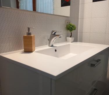 Montesilvano House | Attic - Ideale per lavoro, trasferte e brevi soste