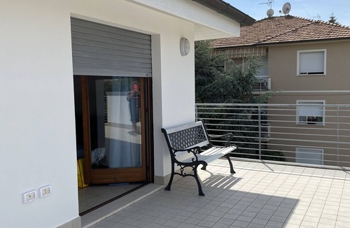 Fano Apartment | attico con grande terrazzo senza ascensore