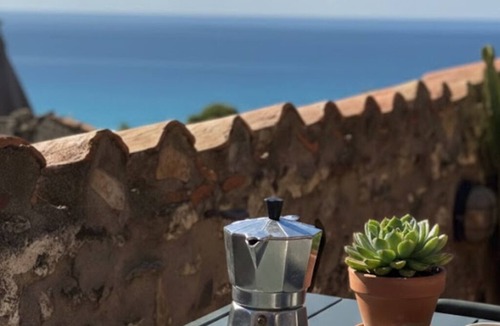 Scalea Apartment | Attico con vista unica