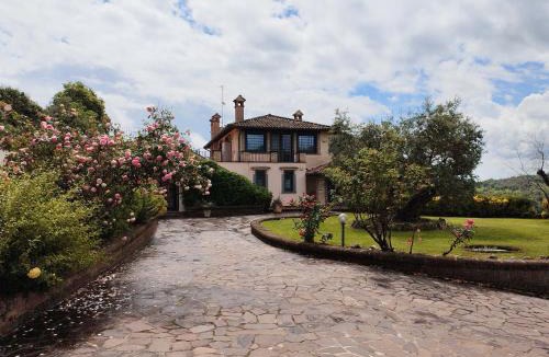 Sacrofano Apartment | Attico in Villa Dona