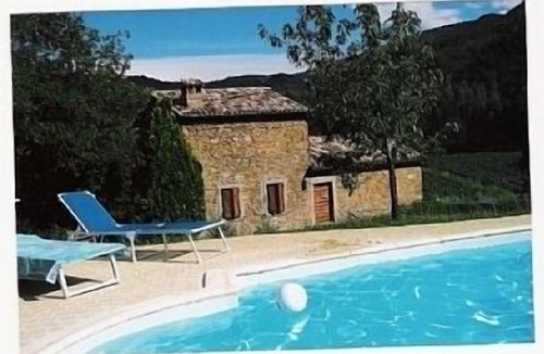 Bivio Lugnano House | Attractive Renovated Stone Mill House, Lovely Private Pool, Sleeps Max 5 People.