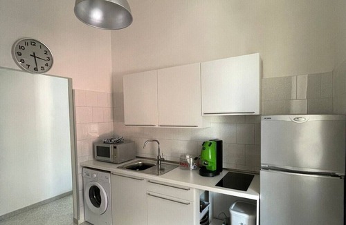 Naples Apartment | Auntie's Pop House Apartment