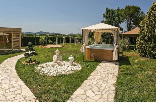 Montecatini Val di Cecina Apartment | Awesome apartment in Montecatini Val di Cecina
