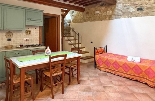 Montecastelli Apartment | Awesome apartment in Montecastelli Pisano