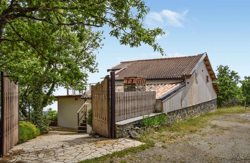 Cerchiara di Calabria House | Awesome home in Cerchiara di Calabria