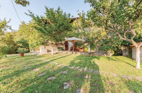 Borgo Val di Taro House | Awesome home in Borgo Val di Taro PR with WiFi