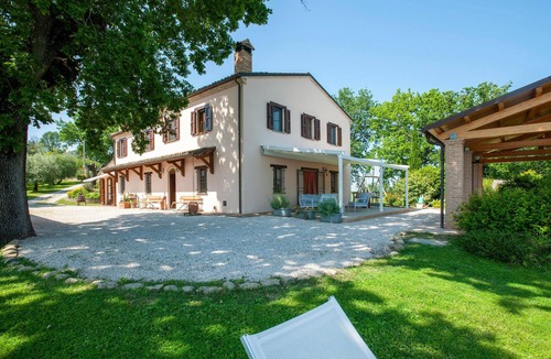 Cartoceto House | Awesome home in Cartoceto PU