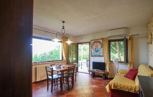 Monterubbiano House | Awesome Home In Monterubbiano