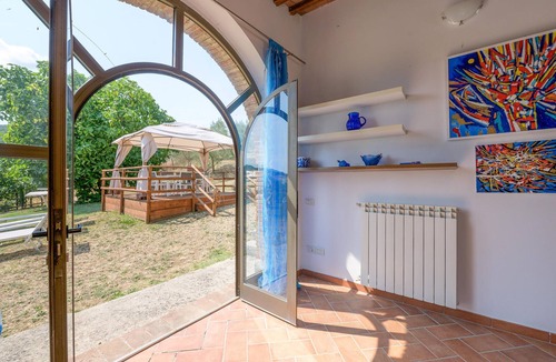 Castelnuovo di Val di Cecina House | Awesome home in Castelnuovo Val di Cec