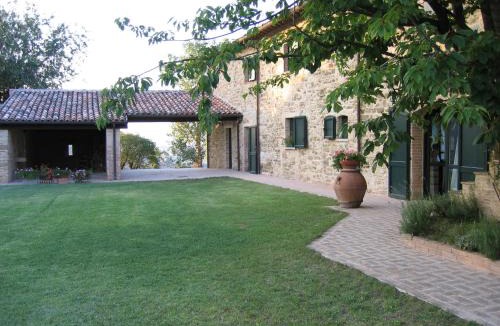 Monteluiano House | Azienda Agraria Montelujano