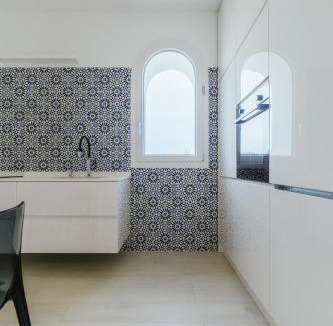 Marcelli Apartment | Azuleyos Garden & Pool fronte mare