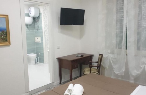 Battipaglia Bed & Breakfast | B&B By the Station