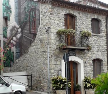 Satriano di Lucania Bed & Breakfast | B&B Corso Italo Balbo