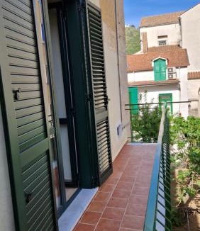 Cava de' Tirreni Bed & Breakfast | B&B IL CEDRO