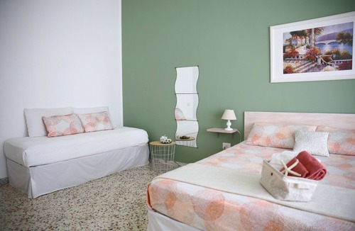 Salerno Bed & Breakfast | B & b Il Soffione: Three rooms with sea view