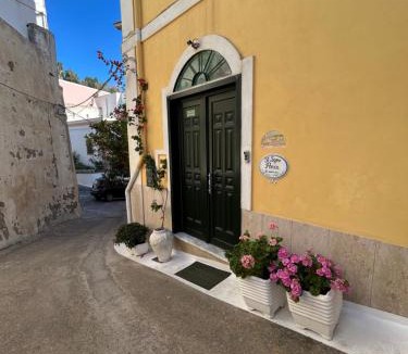 Ponza Bed & Breakfast | B&B Il Sogno Ponza