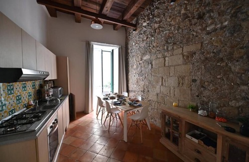 Rione Duomo Bed & Breakfast | B&B La Memolina