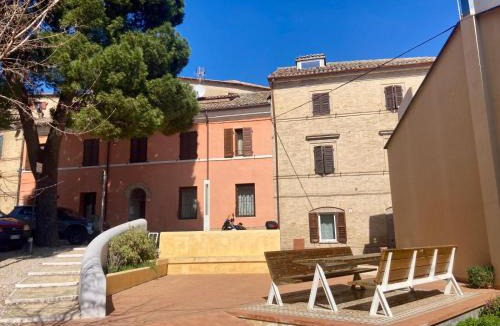 Falconara Marittima Apartment | B&B Residenza Leonardo