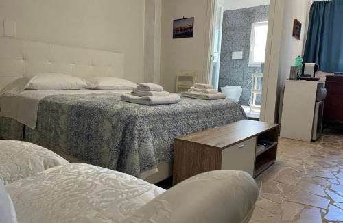 Trani Bed & Breakfast | B&B Villa Mediterranea with private parking