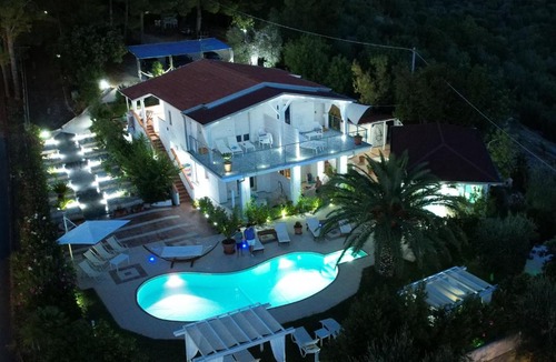 Peschici Bed & Breakfast | B&B White House Relais
