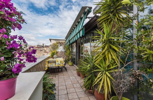 Naples City Centre Apartment | #B4 2 Beautiful Apartments With a View of Historical Center Naples