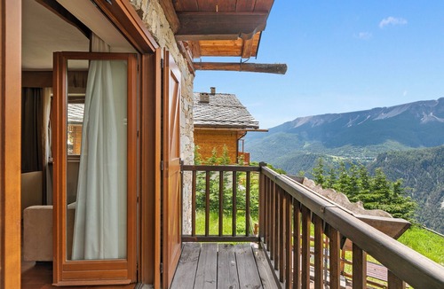Bardonecchia Apartment | Baita 6 - Bilo Balcony 105, Bardonecchia, Italy