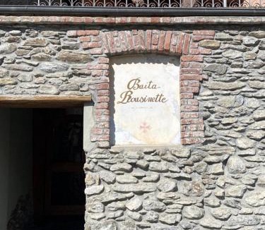 Traverses Apartment | Baita Rousinette