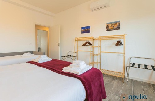 Municipio 2 Apartment | Bari Fifth Floor Flat by Apulia Accommodation
