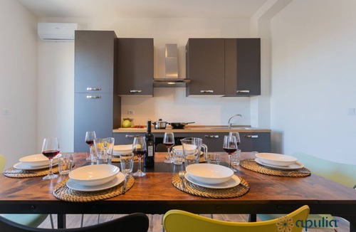 Municipio 2 Apartment | Bari Fifth Light Flat By Apulia Accommodation