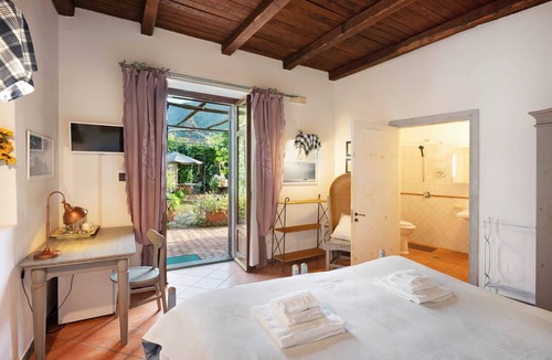 Fisciano House | BARONE ANTONIO NEGRI FARMHOUSE