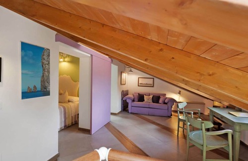 Fisciano House | BARONE ANTONIO NEGRI FARMHOUSE