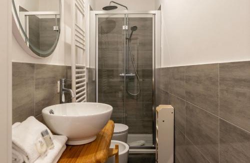 Roman Ghetto Apartment | Bartolomeo de' Vaccinari - FromHometoRome