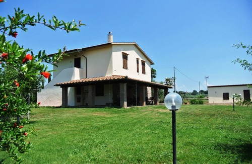 Magliano in Toscana Apartment | Beautiful apartment for 4 guests with TV and pets allowed