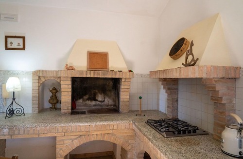 Citta Sant'Angelo Apartment | Beautiful apartment for 4 people with WIFI, pool, TV, pets allowed and panoramic view