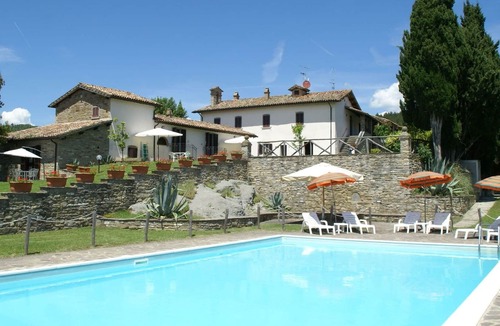 Fraccano House | Beautiful apartment with private terrace and panoramic swimming pool