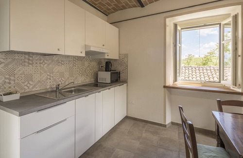 Monforte d'Alba Apartment | Beautiful apartment for 4 people with pool, WIFI and balcony, close to Alba