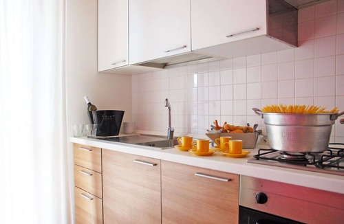 Alba Adriatica Apartment | Beautiful apartment for 4 guests with A/C, WIFI, pool, TV and balcony