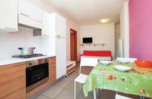 Alba Adriatica Apartment | Beautiful apartment in Alba Adriatica with outdoor swimming pool