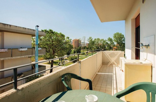 Alba Adriatica Apartment | Beautiful apartment in Alba Adriatica with outdoor swimming pool