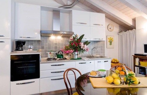Casarza Ligure Apartment | Beautiful apartment in Casarza Ligure with WiFi